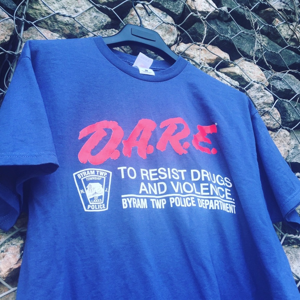 VINTAGE DARE TEE